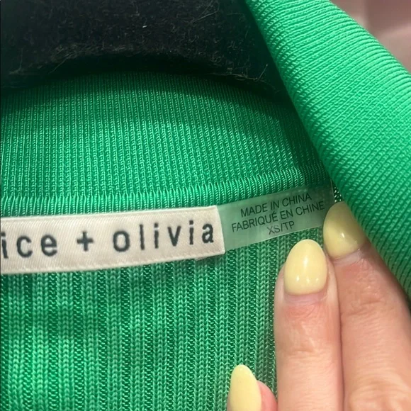 Alice + Olivia Green Sheath Dress with Notched Collar - Picture 6 of 6